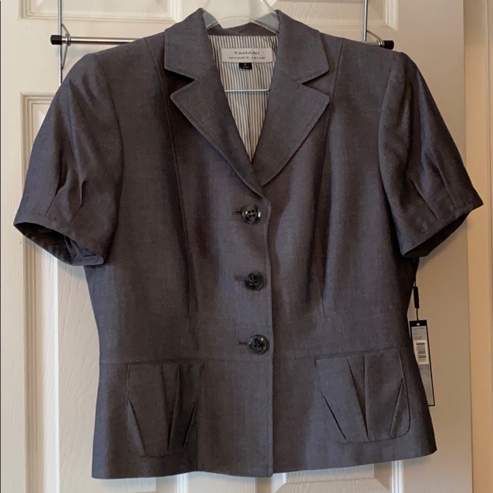 Tahari Grey 2 piece summer suit